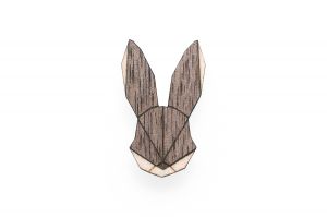 Dřevěná brož Hare Brooch