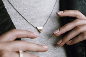 Náhrdelník Rea Necklace Triangle