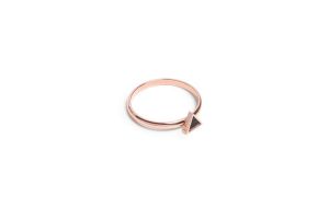 Prsten Rose Triangle Ring