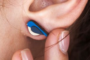 Dřevěné náušnice Blue Bird Earrings