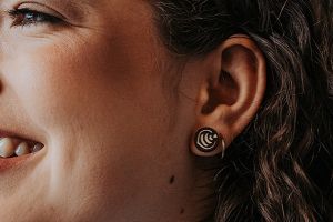 Dřevěné náušnice Latté Art Earrings