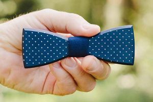 Dřevěný motýlek Navy Speckle