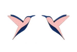 Dřevěné náušnice Pink Hummingbird Earrings