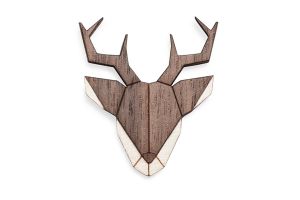 Dřevěná brož Deer Brooch