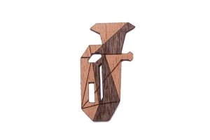 Dřevěná brož Tuba Brooch