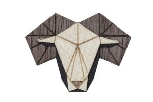 Dřevěná brož Aries Brooch