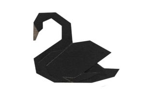 Dřevěná brož Black Swan Brooch