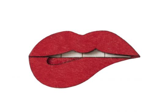Dřevěná brož  Lips Brooch