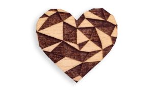 Dřevěná brož Love Brooch