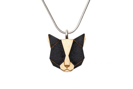 Dřevěný přívěsek Black Cat Pendant