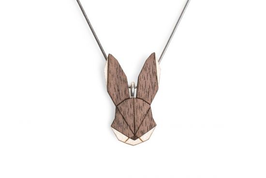 Dřevěný přívěsek Hare Pendant
