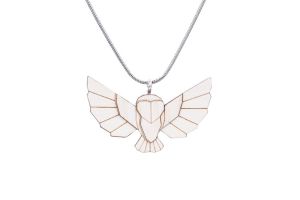 Dřevěný přívěsek Snowy Owl Pendant
