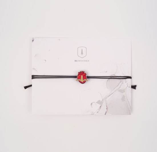 Provázkový náramek s EKG