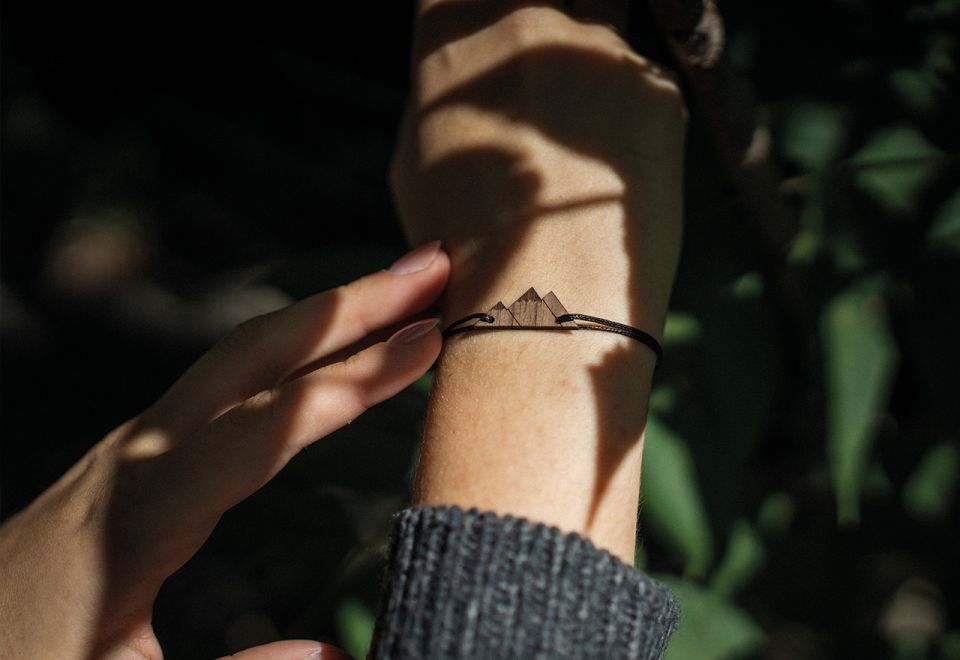 peaks_wooden_bracelet_bewooden_1280x880_2