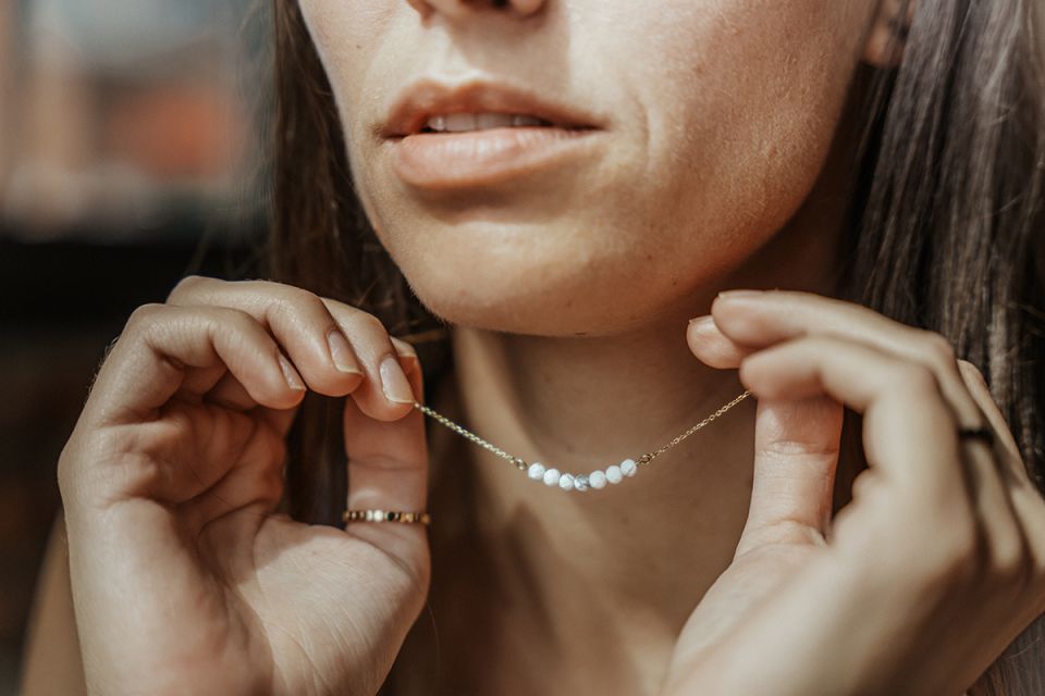 luxy_necklace_1200x800_2